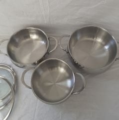 Defolu Orta Boy Tencere Takımı