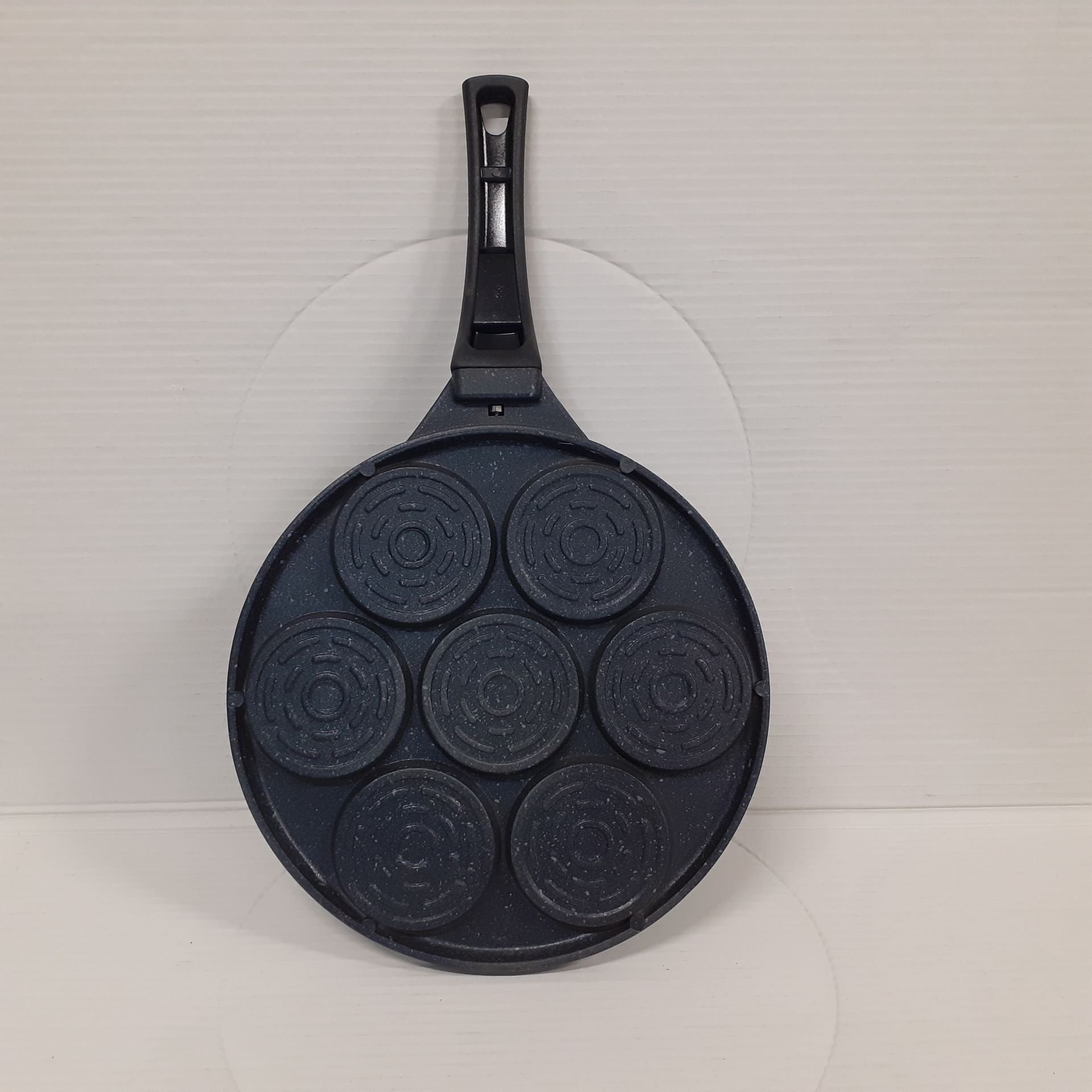 Gülsan emojili pankek tavası